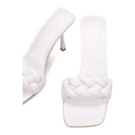 Vices CIC-2-71-white 1