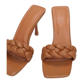 Vices CIC-2-68-camel brown 1