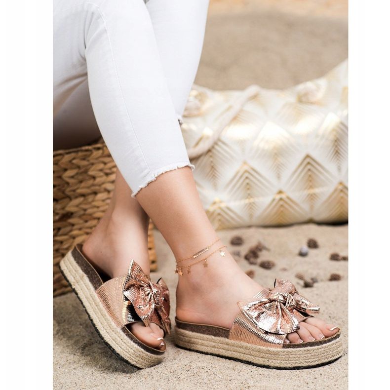 SHELOVET Shiny Slippers With A Bow golden 1