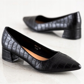 Sweet Shoes Classic Pumps On Low Heels black 1