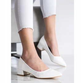 Sweet Shoes Classic Pumps On Low Heels white 2 Sweet Shoes Classic Pumps On Low Heels white 2