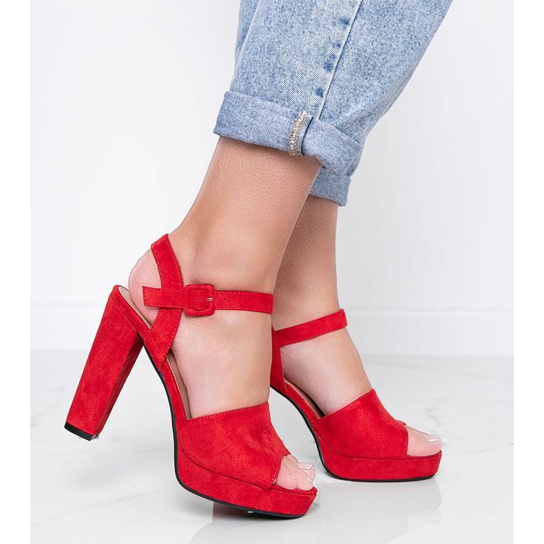 Red sandals on the Paige post 1