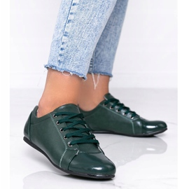 Green shoes with a varnished toe from Parady 1