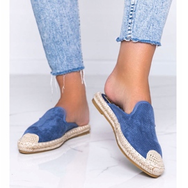 Blue flip-flops with a built-up Kinshasa front 1