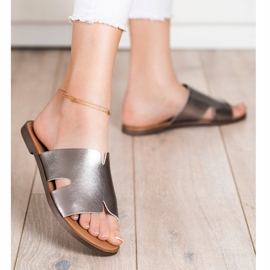 Silver Slippers by Sergio Leone 1