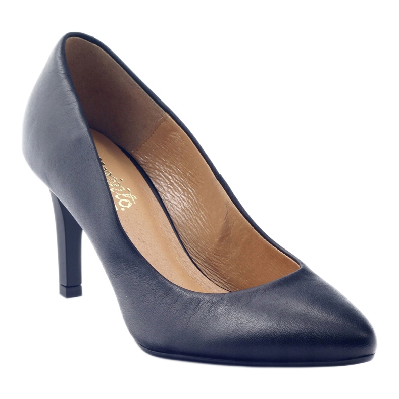 Espinto Pumps On A Black Pin 1