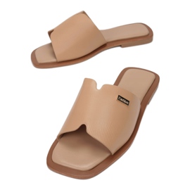 Vices 3526-68-camel brown 1