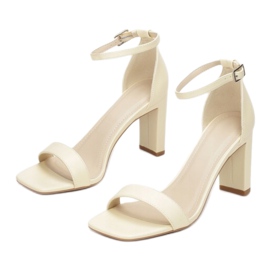 Vices 6763-49-yellow 1