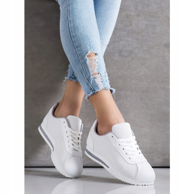 SHELOVET Stylish openwork sneakers white 2