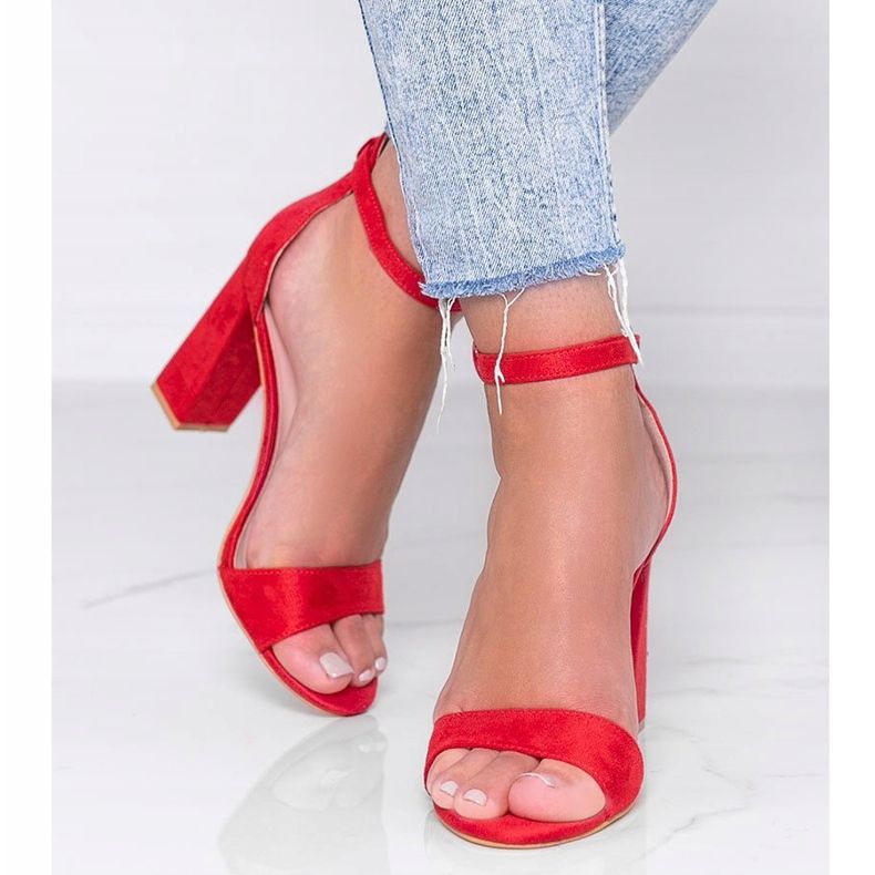 Red sandals on the Penelope post 1