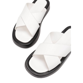 Vices 1010-12-71-white 1