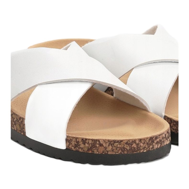 Vices 2004-71-white 1