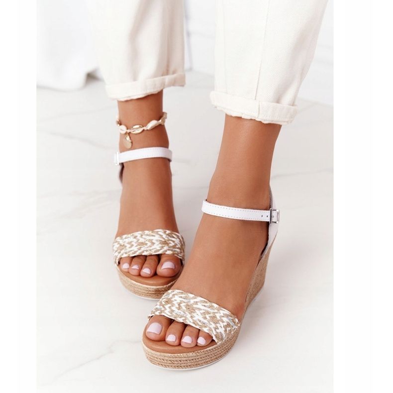 Leather Wedge Sandals Maciejka L4869-11 White 1
