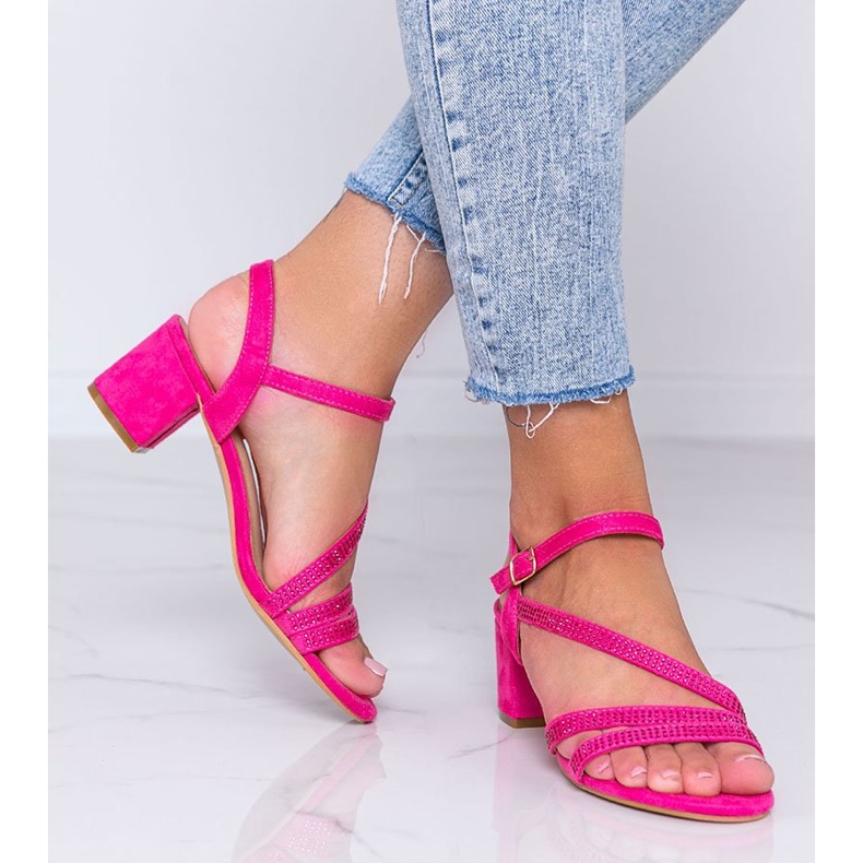 Pink sandals on a post with Hydra cubic zirconia 1
