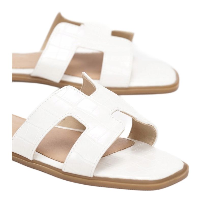 Vices F27-71-white 1