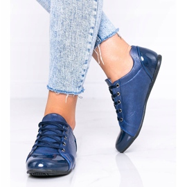 Blue shoes with a varnished toe from Parady 1