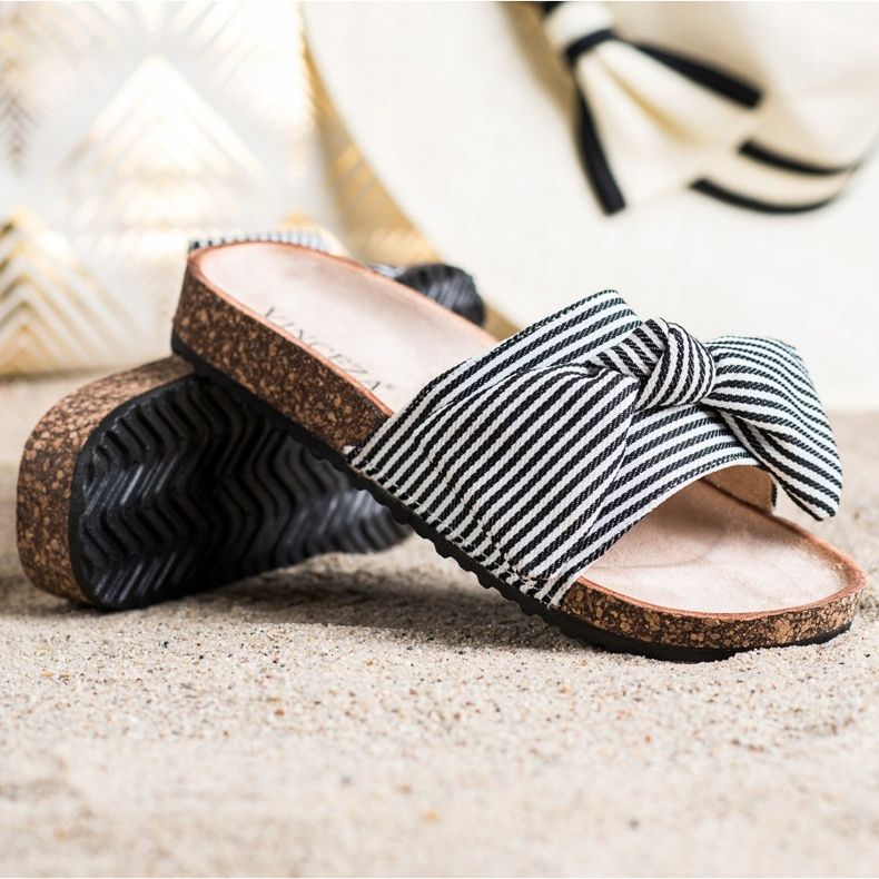 Vinceza striped sandals white black 1