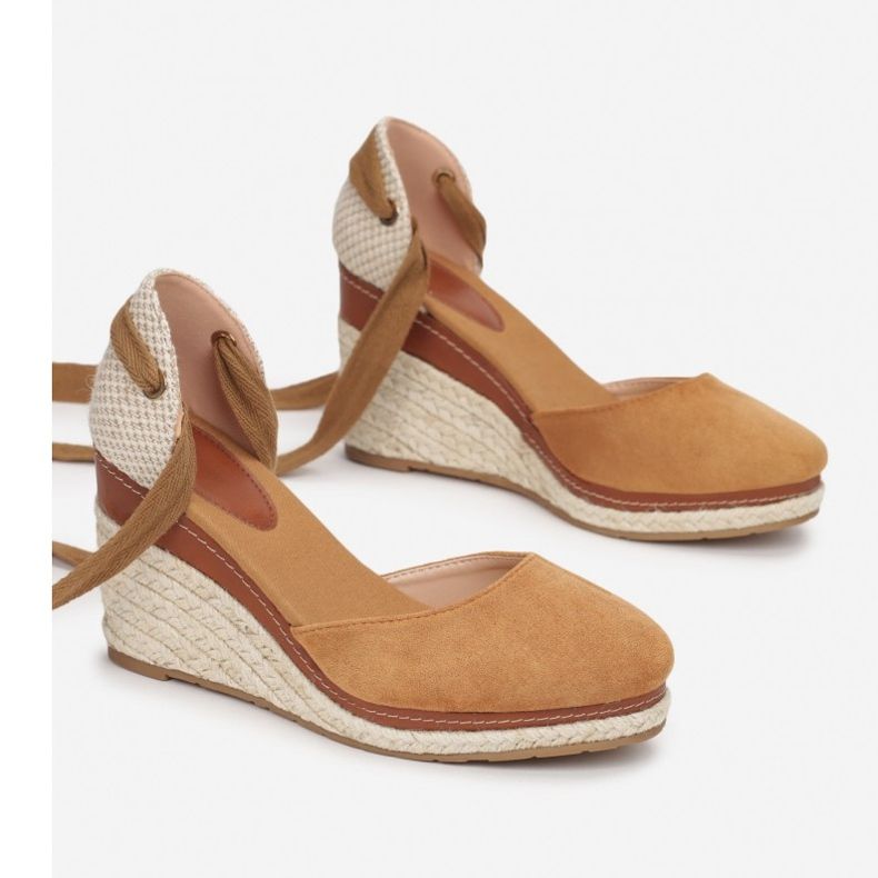 Vices LADY-FL33-68-camel brown 1