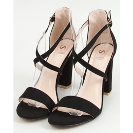 Black sandals on the post GG-88P Black 1