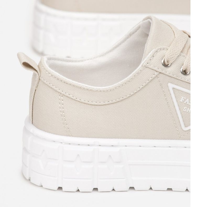 Vices HR28-42-beige 1