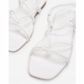 Vices F28-71-white 1