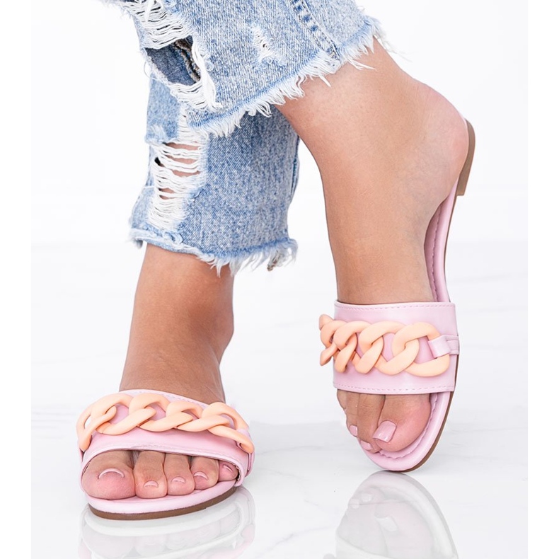Pink slippers with a Colorado chain 1