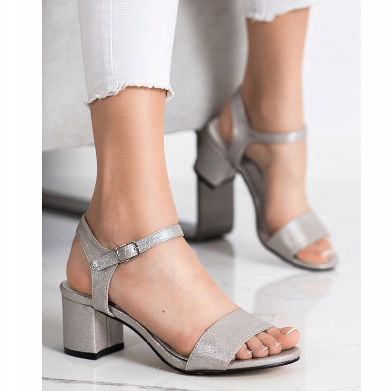 Goodin Comfortable Sandals On A Bar silver 1