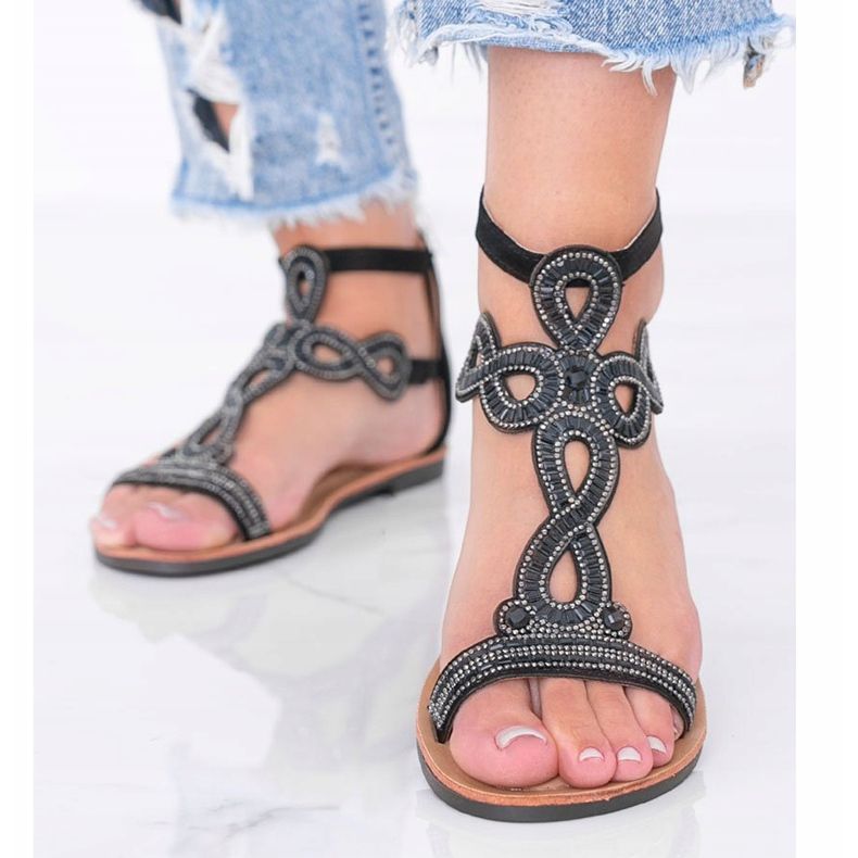 Black sandals adorned with Cersi cubic zirconia 1