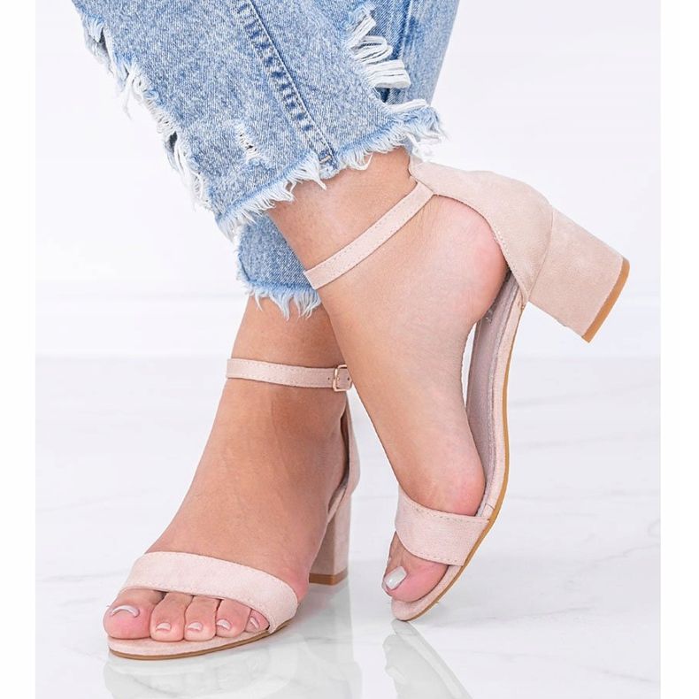 Beige sandals on a low post Your touch 1