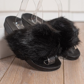 Evento Slippers With Fur black 2