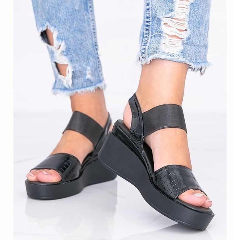 Black wedge sandals from Tiffi 2