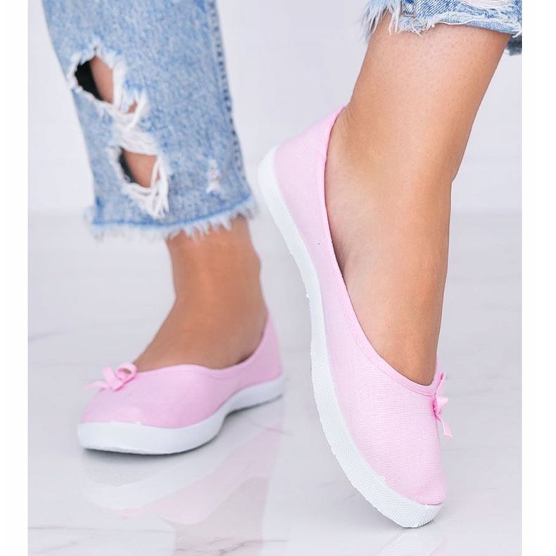 Conon pink sneakers 1