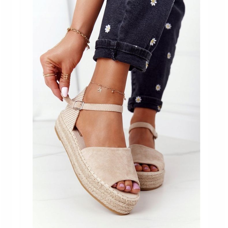 Beige Megara sandals on the plaited platform 2