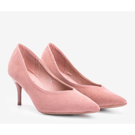 Pink pumps on a Snaky heel 1