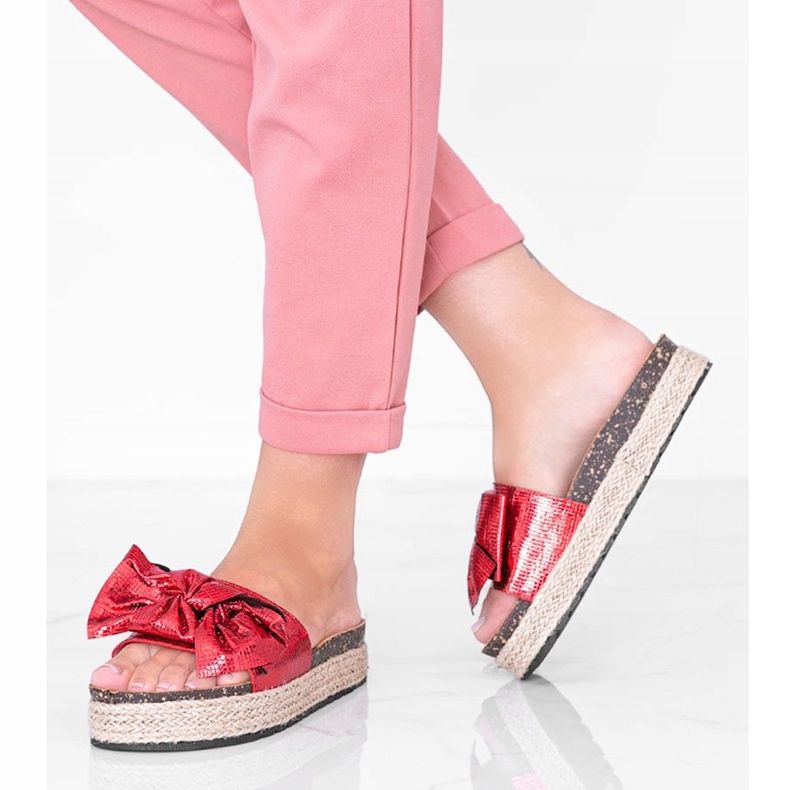 Columbia red slippers with a bow 1