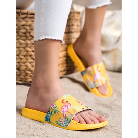 Bona Fashionable flip-flops with a flamingo yellow 1