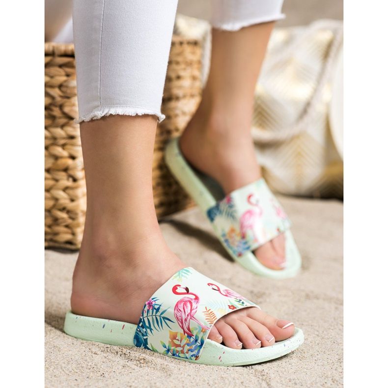 Bona Fashionable flip-flops with a flamingo green 2
