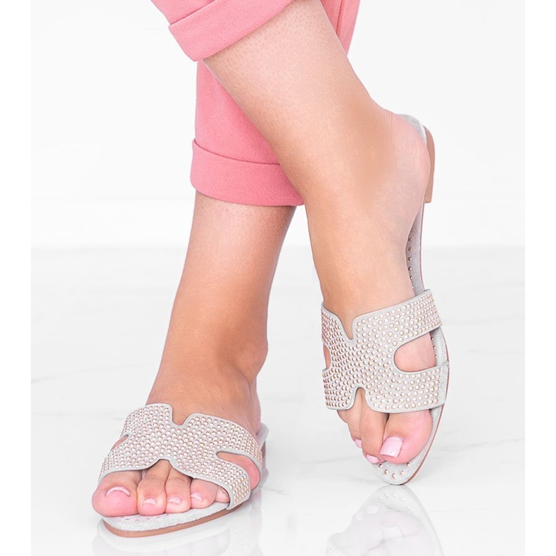 Gray slippers decorated with Tough studs grey 1