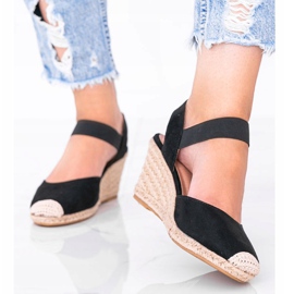 Black espadrilles on the wedge of Louise 1