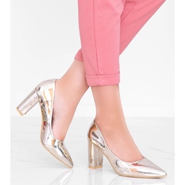 Gold pumps on the CowGirl post golden 1