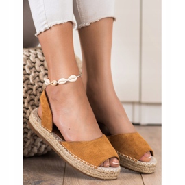Ideal Shoes Slip-on Espadrilles brown 2