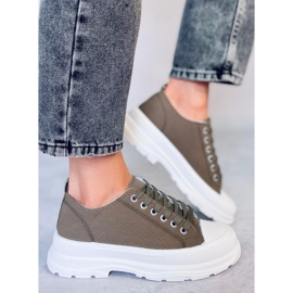 Green women's sneakers LA122 Green 2