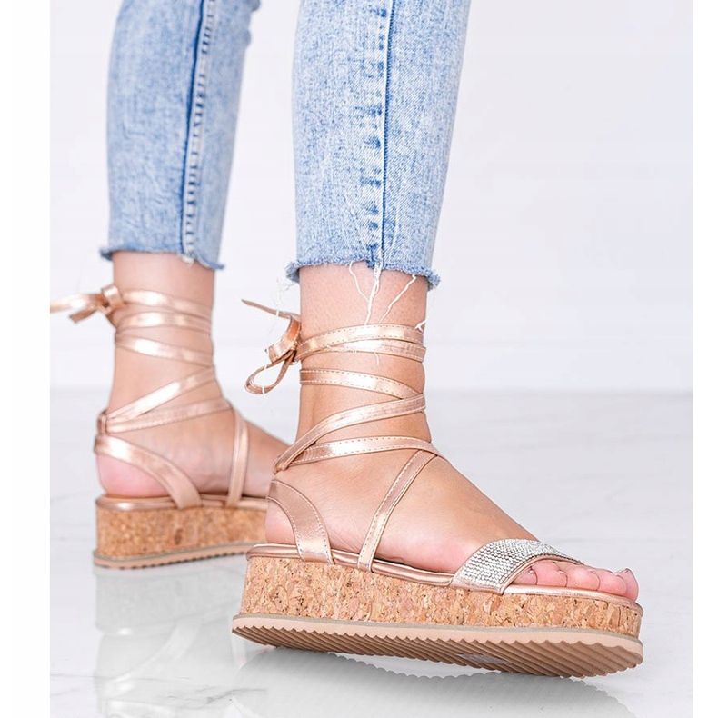 Pink sandals tied with zircons Ves golden 1