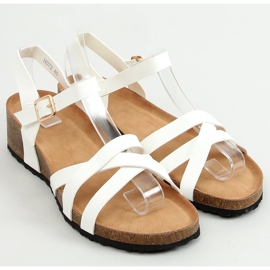 White sandals on a cork wedge heel H072 Blanco 1