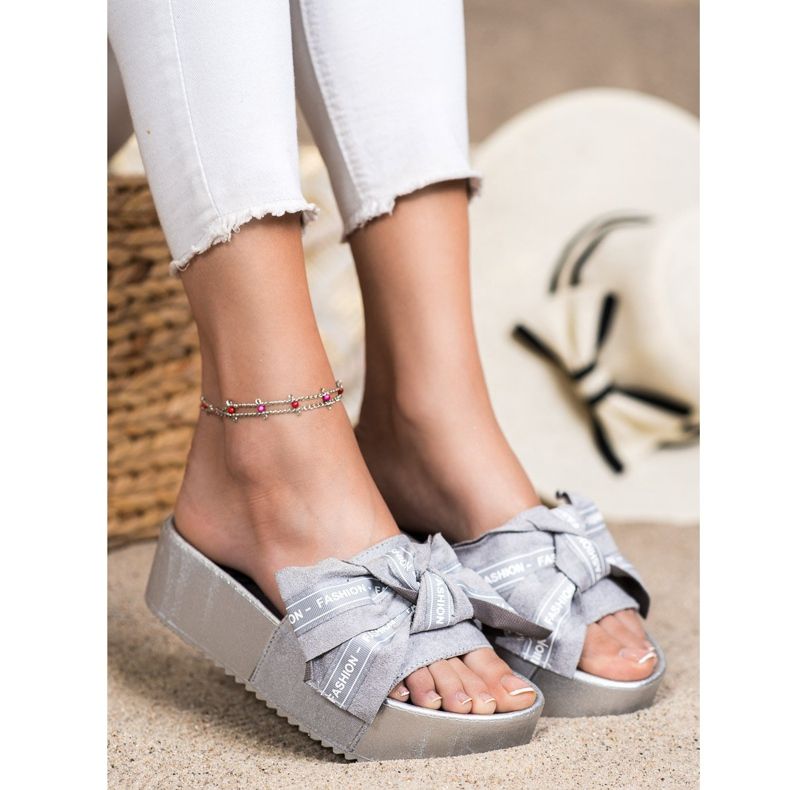 SHELOVET Slippers With Fashion Bow silver grey 1