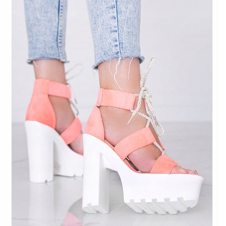 Pink sandals on a thick Hera platform 1