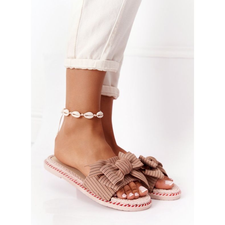 PS1 Brown Gabriell Rubber Slippers With A Bow 1