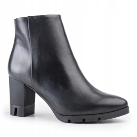Marco Shoes Bold boots made of natural grain leather with a thick heel black 1