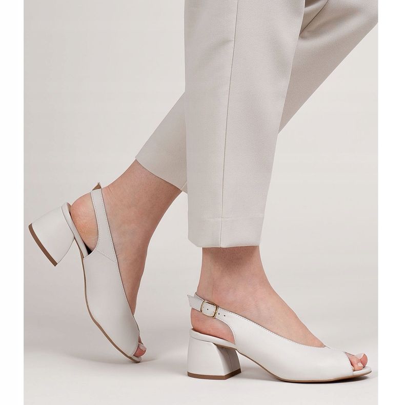 Marco Shoes 1573P white leather sandals with a stable heel 2