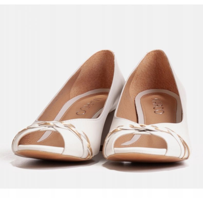 Marco Shoes 1577P white leather pumps with a stable heel 1